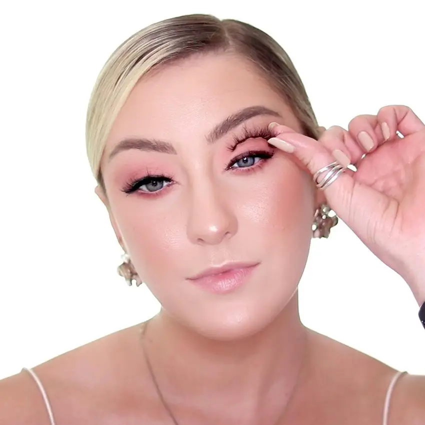 apply false lashes