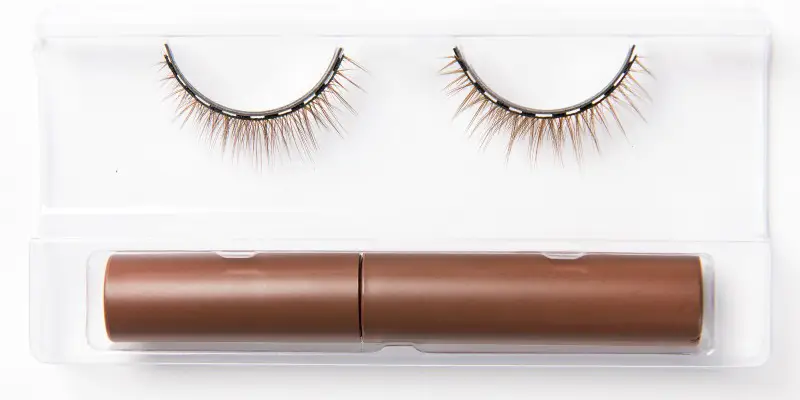 Warm Breeze Brown Magnetic Lash Kit