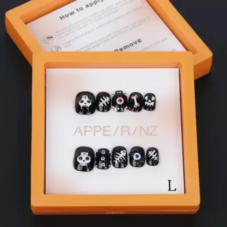 Spooky Fun Press-On Nails | Cute Halloween Nail Art - Appearanz