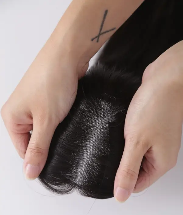 the Breeze mini hair topper