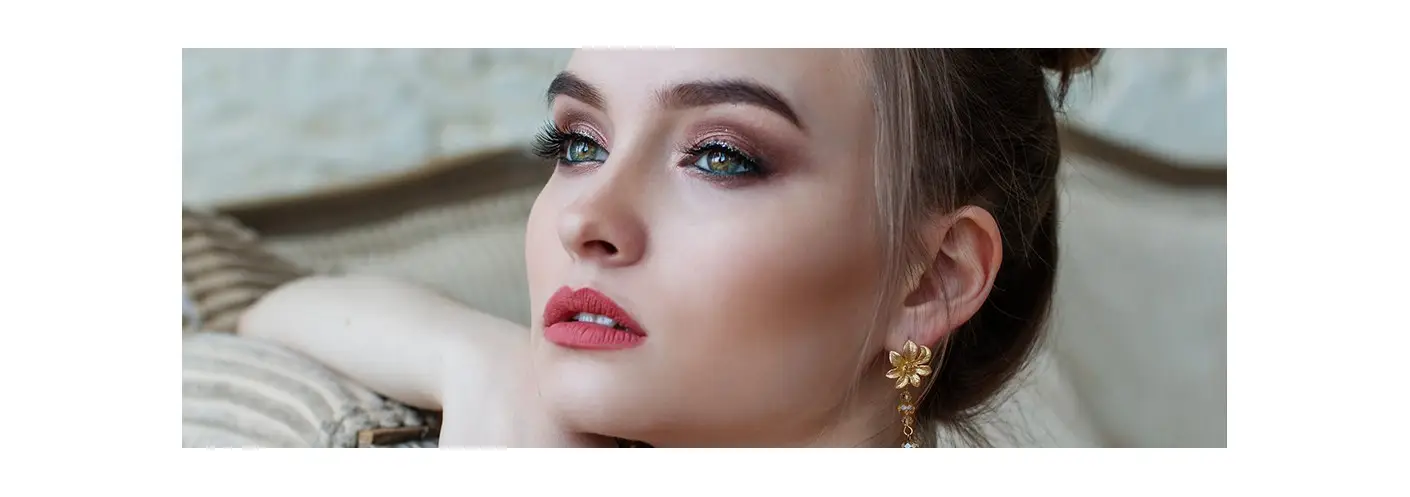How to Apply False Eyelashes with Glasses on? How to Apply False Eyelashes with Glasses on?