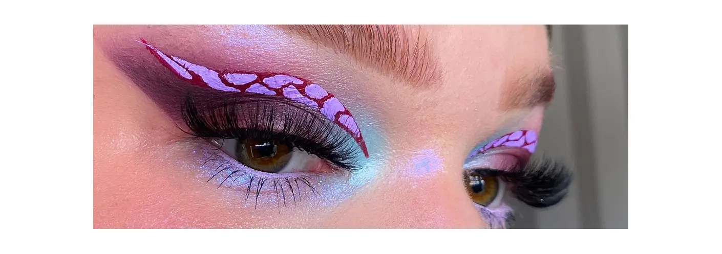 Things You Must Know Before Taking Off Your Falsies Things You Must Know Before Taking Off Your Falsies