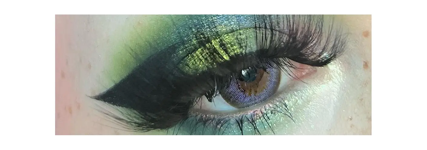 How to Stay Natural Wearing False Lashes? How to Stay Natural Wearing False Lashes?